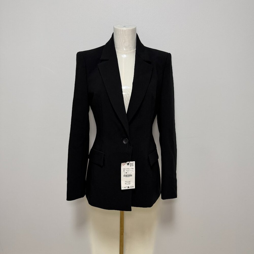 Zara black blazer, women’s blazer, classic blazer, office wear, business casual
